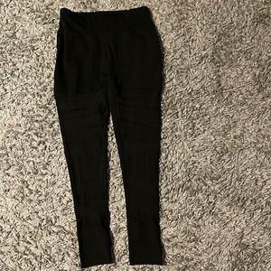 Women’s pop fit leggings( large)(black) used (great condition)
